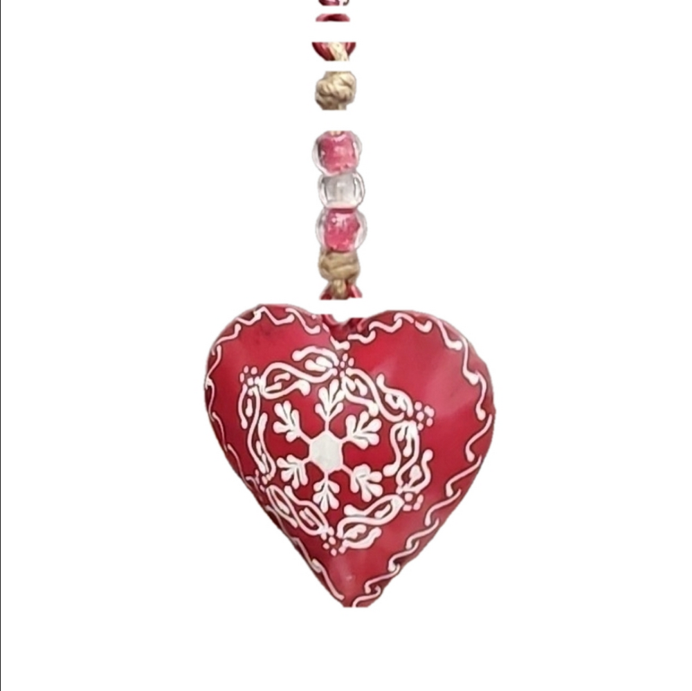 Folk Art Red White Cottage Core Mobile Puffy 3D Metal Hearts & Beads Valentine's - Picture 2 of 4